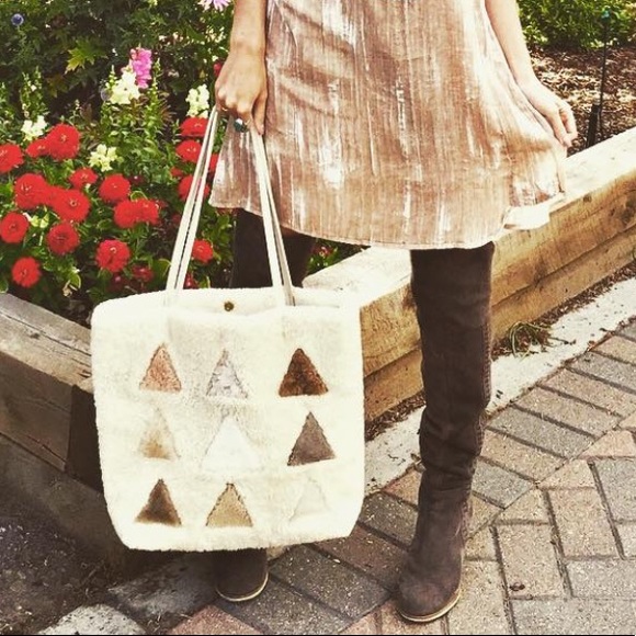 Anthropologie Handbags - Anthropologie x Primecut Bags shearling tote